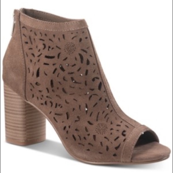 American Rag Shoes - NEW! American Rag Womens Glia Suede Perforated Shooties, Various Sizes